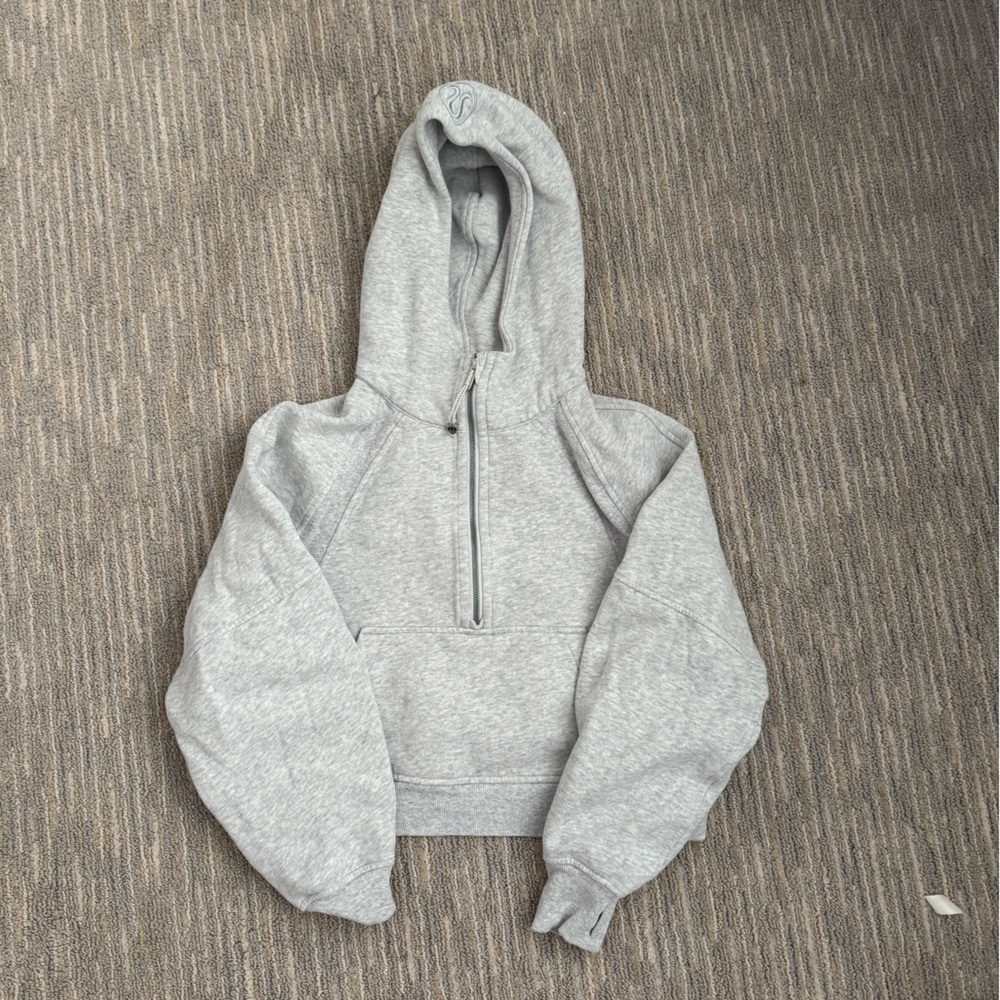 Lululemon Scuba Cropped